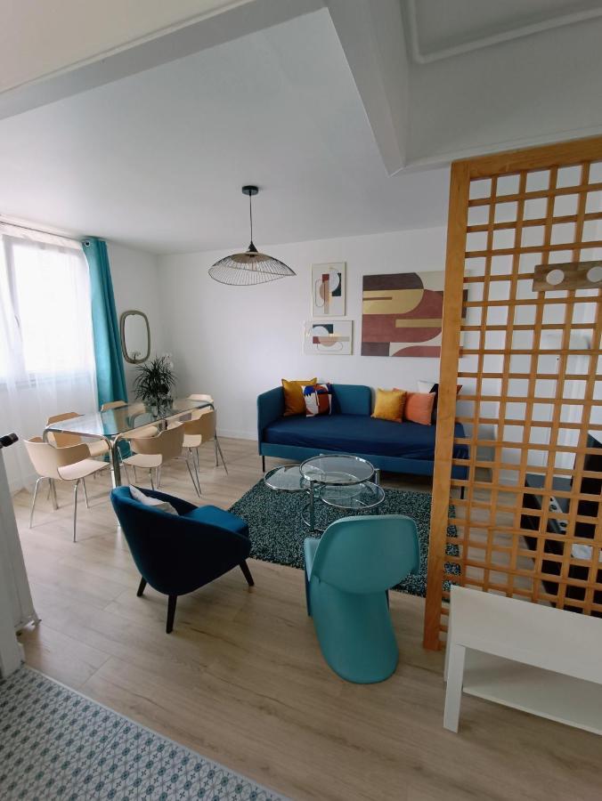 Chelles Centre Ville: Riverside Retreat near Disneyland Exterior photo